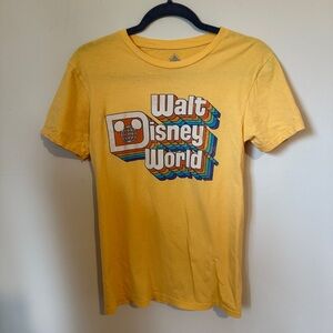 Disney Walt Disney World Retro Logo Yellow T-shirt Adult Unisex Small